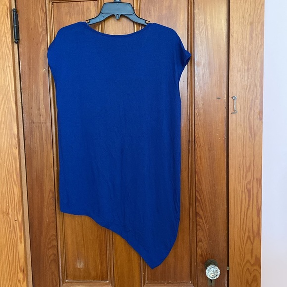 NWT Universal Standard Blue asymmetrical top - Picture 3 of 3